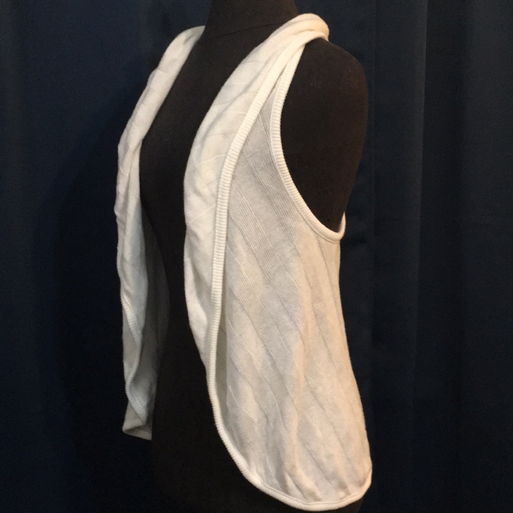 White, knit vest